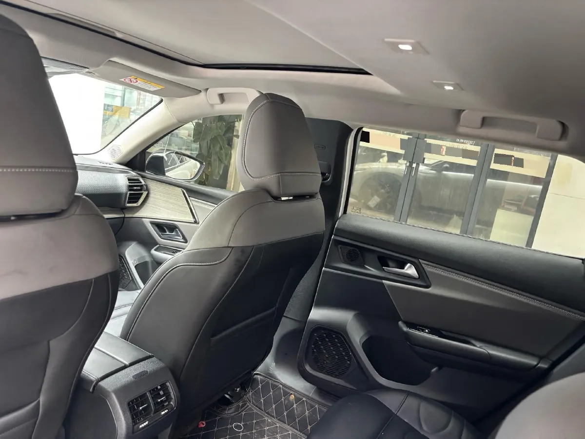 2022 Citroen C5 X 1.6T 175HP L4 8AT,autocango,china used car exporter,china ev exporter,chinese used car exporter,chinese used ev exporter