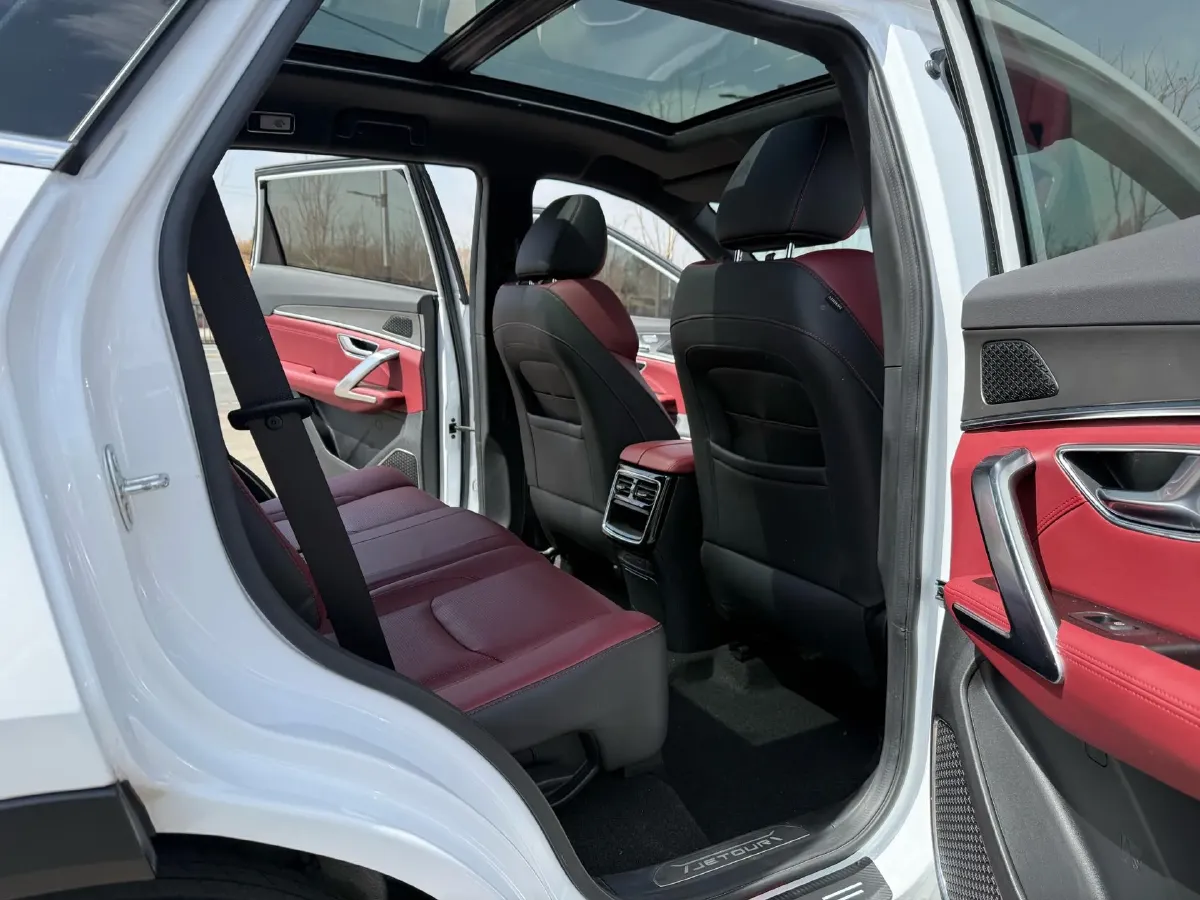 2021 Jetour X70 Plus 1.5T 156HP L4 6DCT,autocango,china used car exporter,china ev exporter,chinese used car exporter,chinese used ev exporter