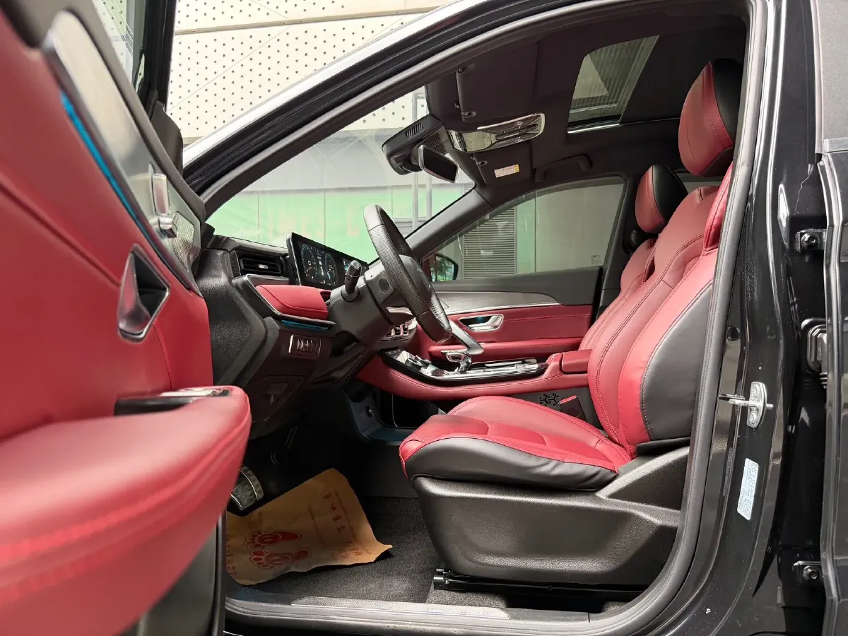 2021 Jetour X70 Plus 1.6T 197HP L4 7DCT,autocango,china used car exporter,china ev exporter,chinese used car exporter,chinese used ev exporter