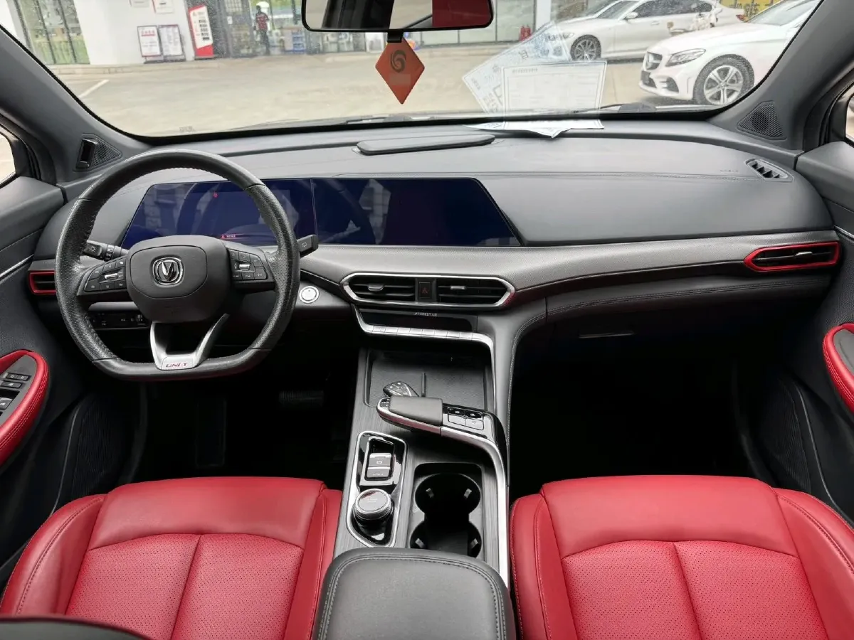 2020 ChangAn UNI-T 1.5T 180HP L4 7DCT,autocango,china used car exporter,china ev exporter,chinese used car exporter,chinese used ev exporter