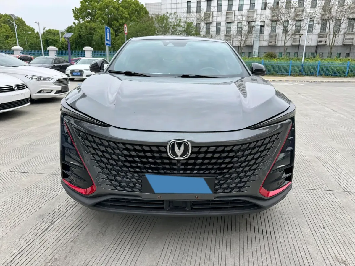 2020 ChangAn UNI-T 1.5T 180HP L4 7DCT,autocango,china used car exporter,china ev exporter,chinese used car exporter,chinese used ev exporter