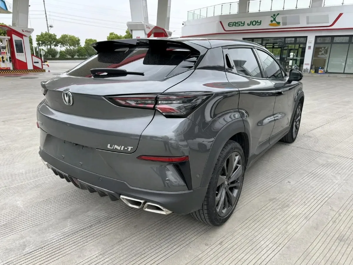2020 ChangAn UNI-T 1.5T 180HP L4 7DCT,autocango,china used car exporter,china ev exporter,chinese used car exporter,chinese used ev exporter