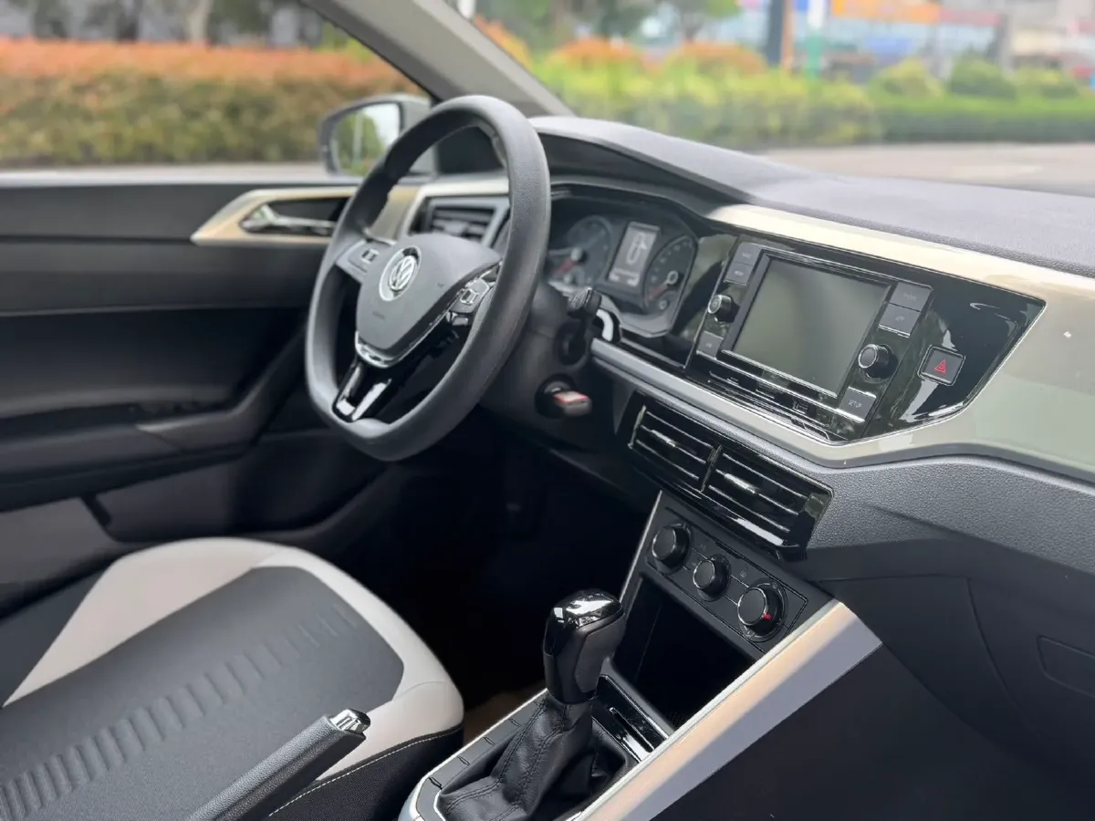 2019 Volkswagen Polo 1.5L 113HP L4 6AT,autocango,china used car exporter,china ev exporter,chinese used car exporter,chinese used ev exporter