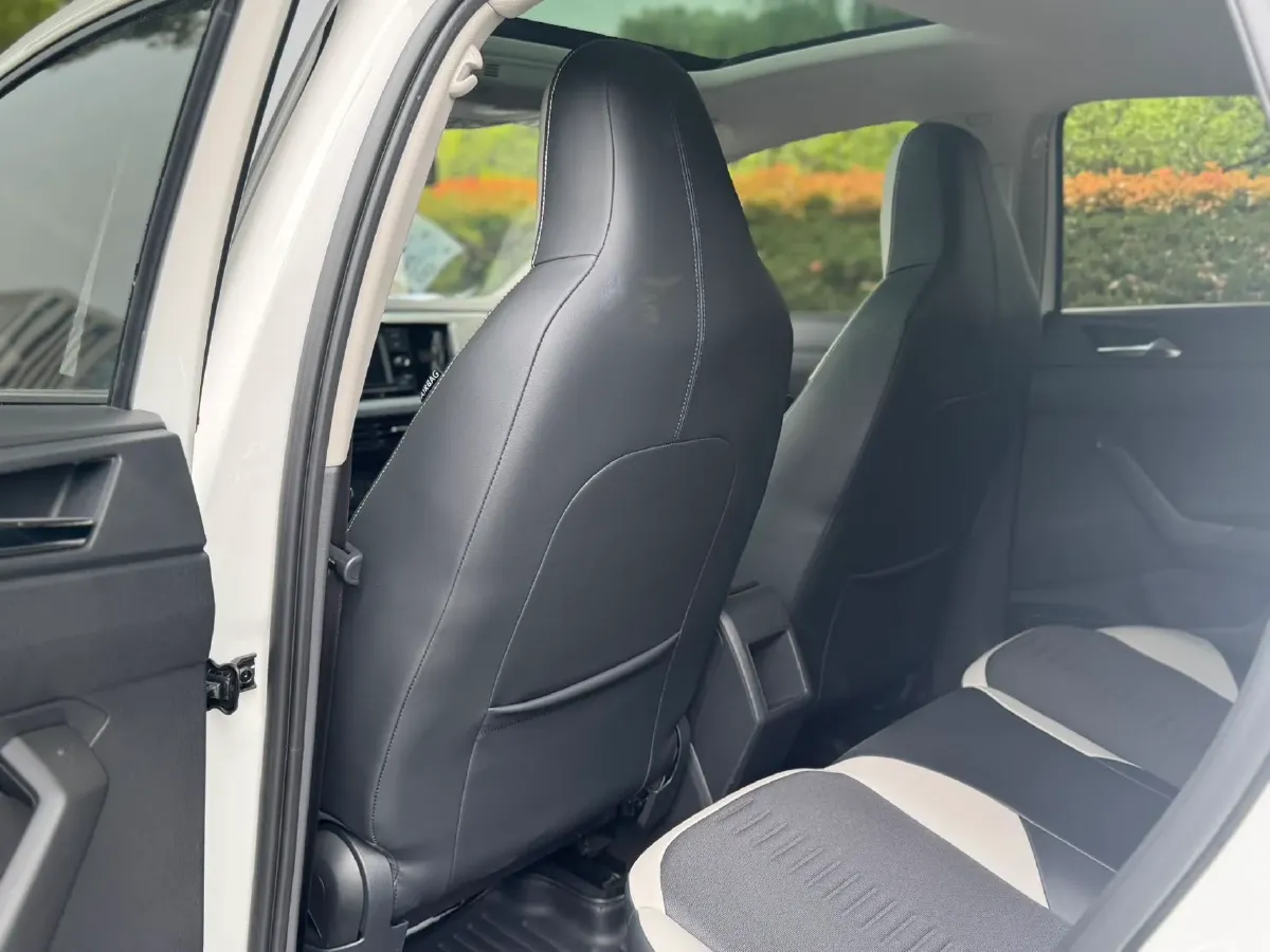 2019 Volkswagen Polo 1.5L 113HP L4 6AT,autocango,china used car exporter,china ev exporter,chinese used car exporter,chinese used ev exporter