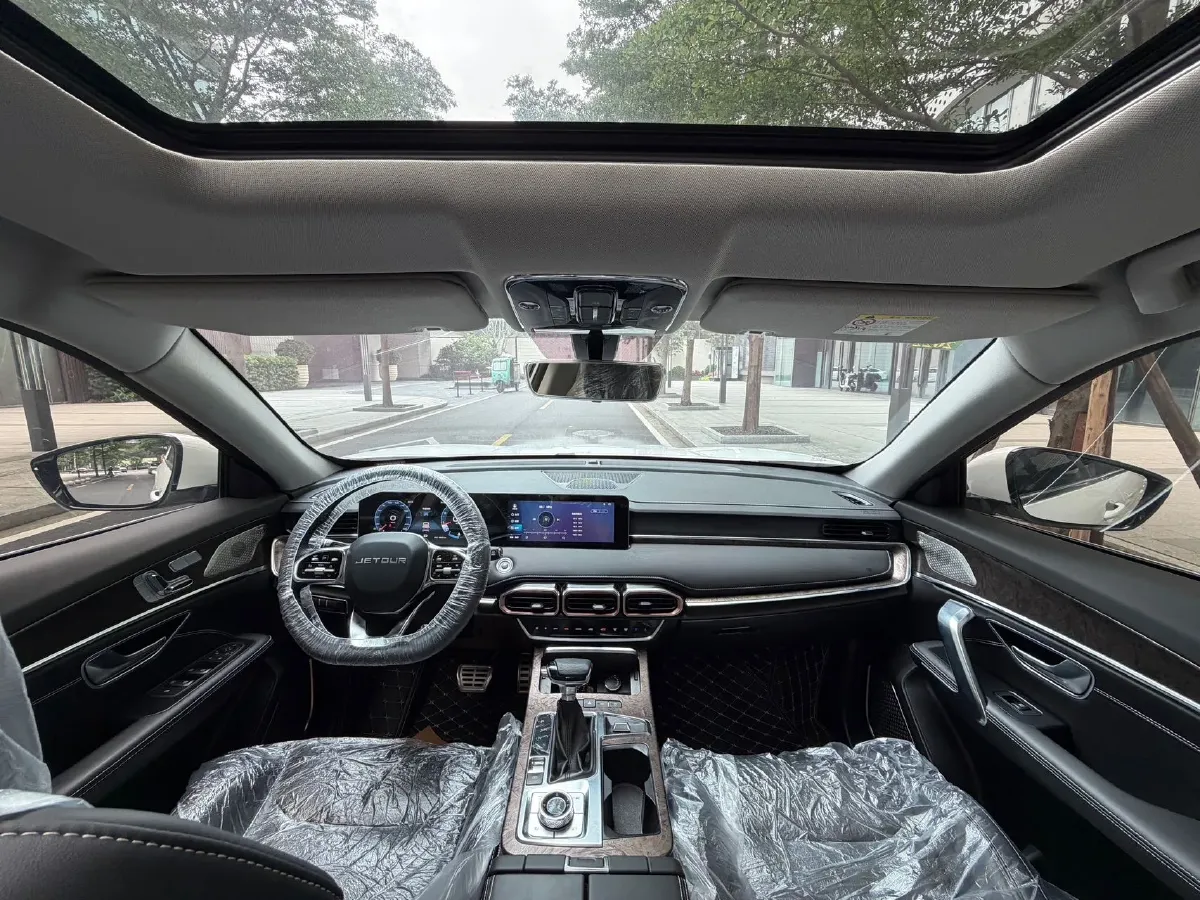 2021 Jetour X70 Plus 1.5T 156HP L4 6DCT,autocango,china used car exporter,china ev exporter,chinese used car exporter,chinese used ev exporter