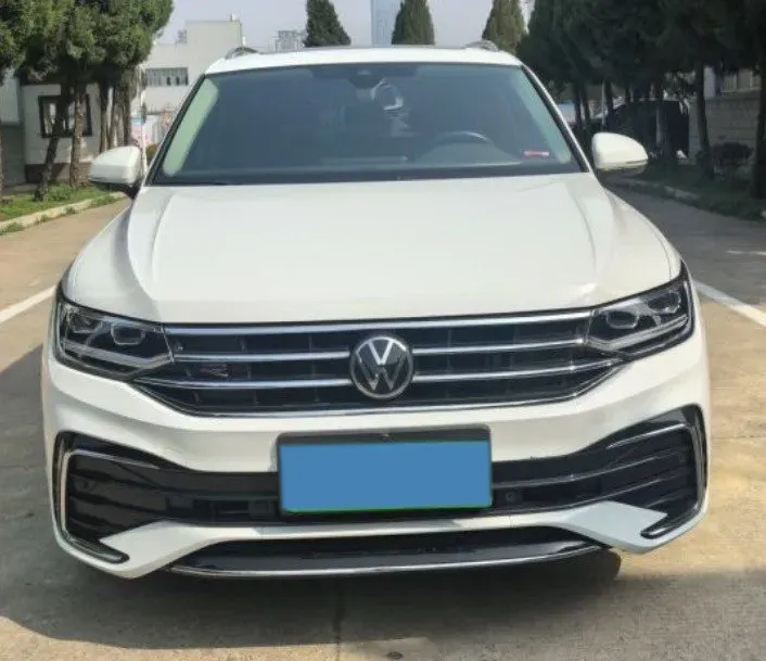 2023 Volkswagen Tiguan L 2.0T 186HP L4 7DCT,autocango,china used car exporter,china ev exporter,chinese used car exporter,chinese used ev exporter