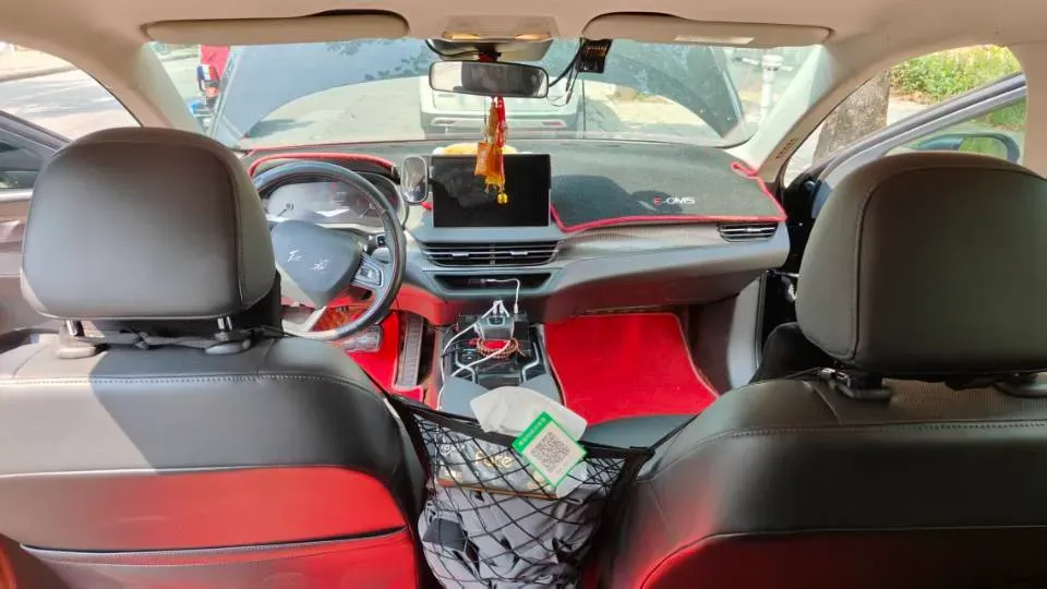 2022 HongQi E-QM5 BEV 54KWH,autocango,china used car exporter,china ev exporter,chinese used car exporter,chinese used ev exporter