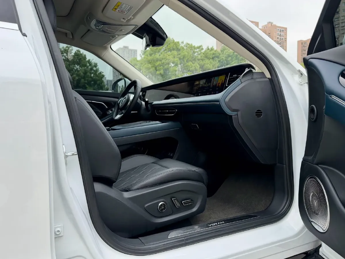 2024 Voyah FREE 1.5T 150HP L4 REEV 39.2KWH,autocango,china used car exporter,china ev exporter,chinese used car exporter,chinese used ev exporter