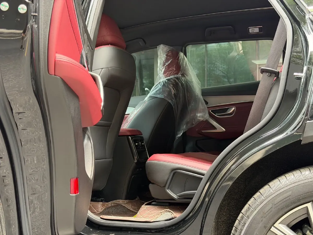 2024 Jetour X70 Plus 1.5T 156HP L4 6DCT,autocango,china used car exporter,china ev exporter,chinese used car exporter,chinese used ev exporter