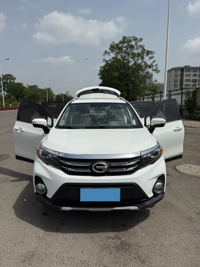 2017 GAC Trumpchi GS3 1.5L 114HP L4 5MT,autocango,china used car exporter,china ev exporter,chinese used car exporter,chinese used ev exporter
