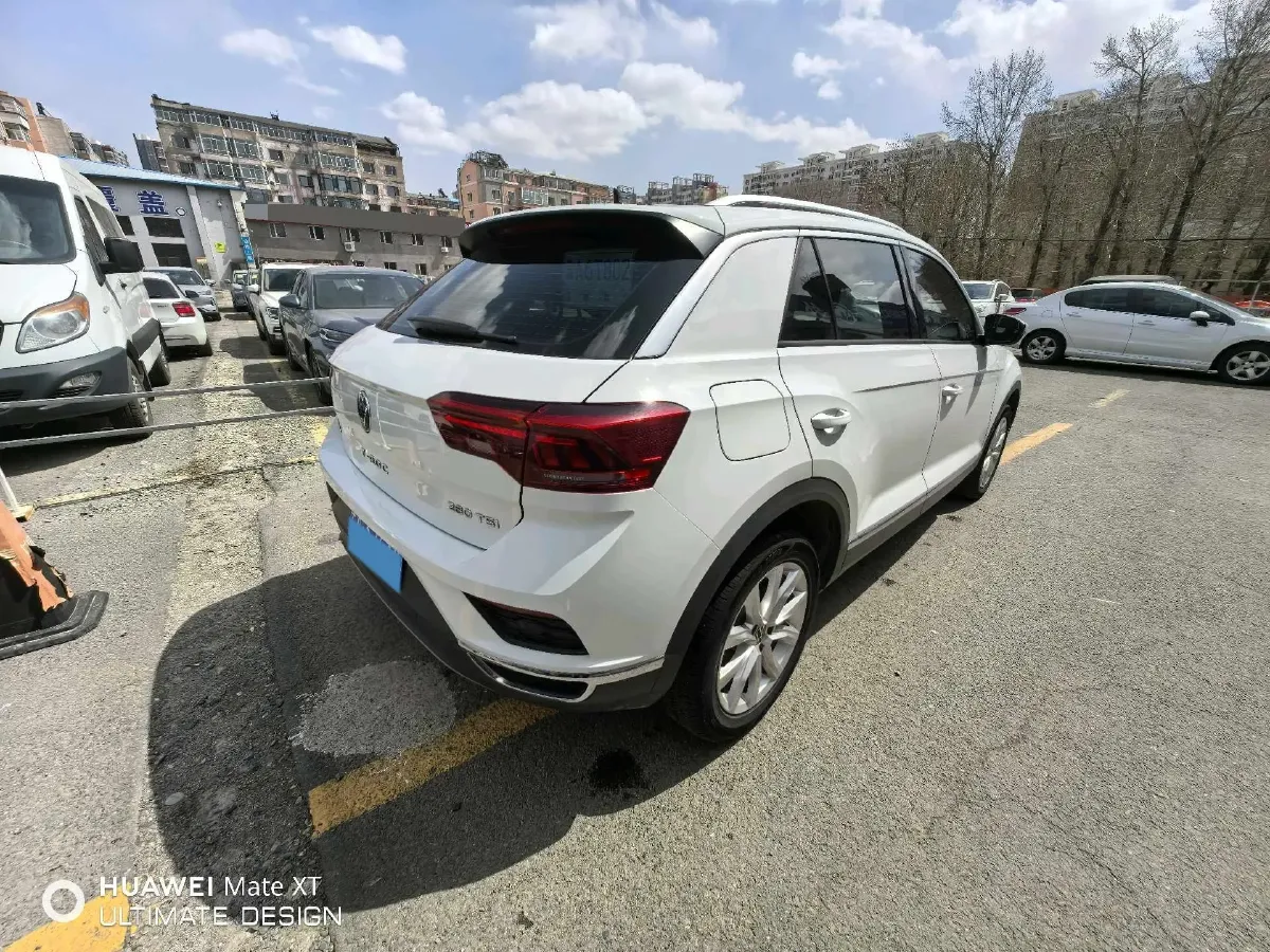 2022 Volkswagen T-Roc 1.4T 150HP L4 7DCT,autocango,china used car exporter,china ev exporter,chinese used car exporter,chinese used ev exporter