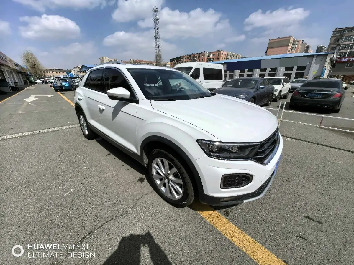 2022 Volkswagen T-Roc 1.4T 150HP L4 7DCT,autocango,china used car exporter,china ev exporter,chinese used car exporter,chinese used ev exporter
