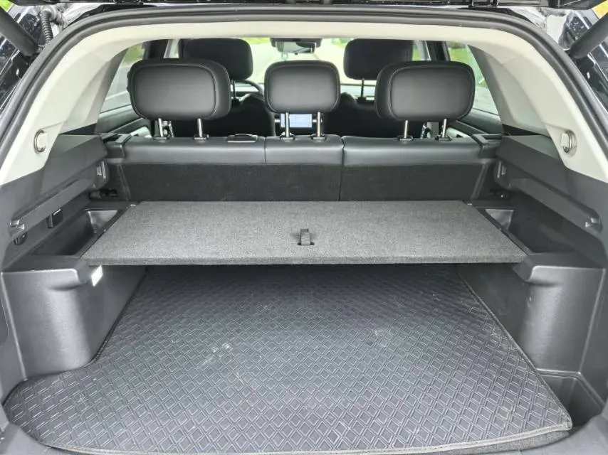 2023 Chery Exploration 06 1.6T 197HP L4 7DCT,autocango,china used car exporter,china ev exporter,chinese used car exporter,chinese used ev exporter