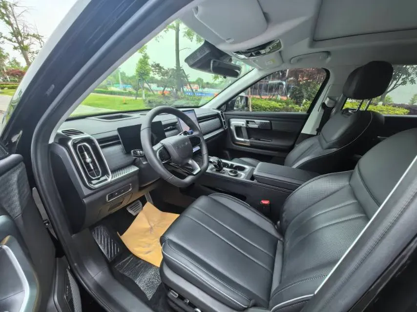 2023 Chery Exploration 06 1.6T 197HP L4 7DCT,autocango,china used car exporter,china ev exporter,chinese used car exporter,chinese used ev exporter