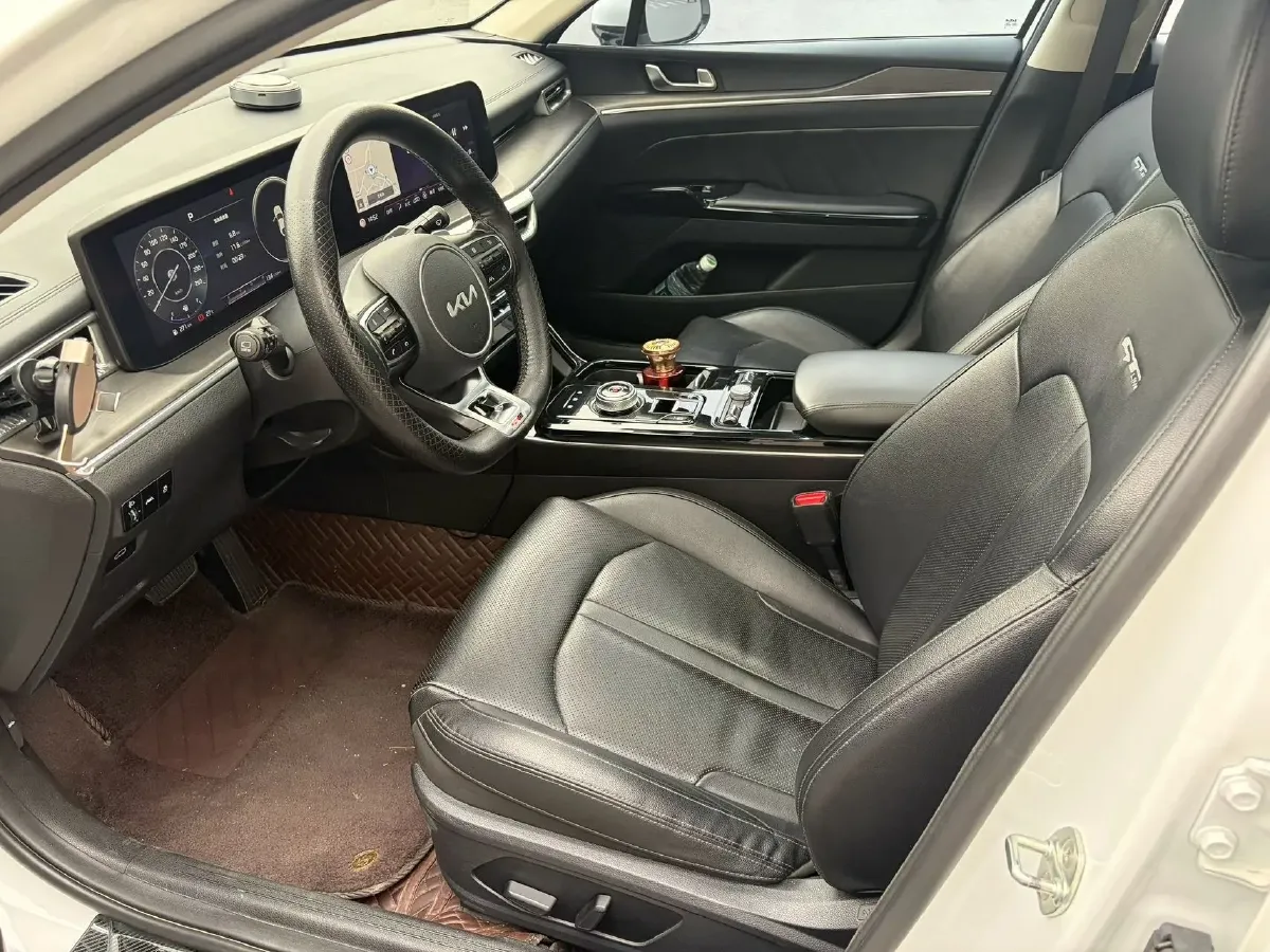 2021 Kia K5 2.0T 240HP L4 8AT,autocango,china used car exporter,china ev exporter,chinese used car exporter,chinese used ev exporter