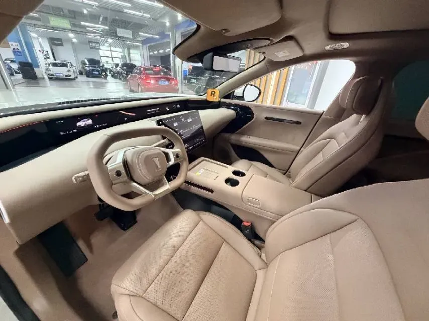 2026 Avatr 07 BEV,autocango,china used car exporter,china ev exporter,chinese used car exporter,chinese used ev exporter