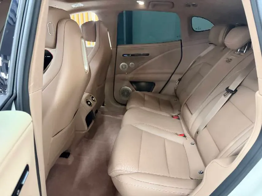 2026 Avatr 07 BEV,autocango,china used car exporter,china ev exporter,chinese used car exporter,chinese used ev exporter