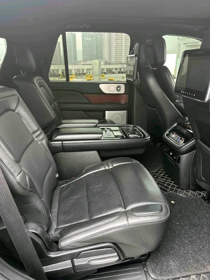 2018 Lincoln Navigator 3.5T 415HP V6 10AT,autocango,china used car exporter,china ev exporter,chinese used car exporter,chinese used ev exporter