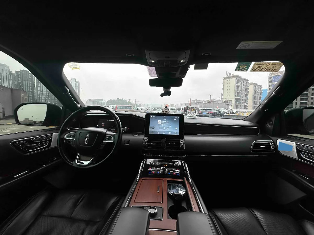 2018 Lincoln Navigator 3.5T 415HP V6 10AT,autocango,china used car exporter,china ev exporter,chinese used car exporter,chinese used ev exporter