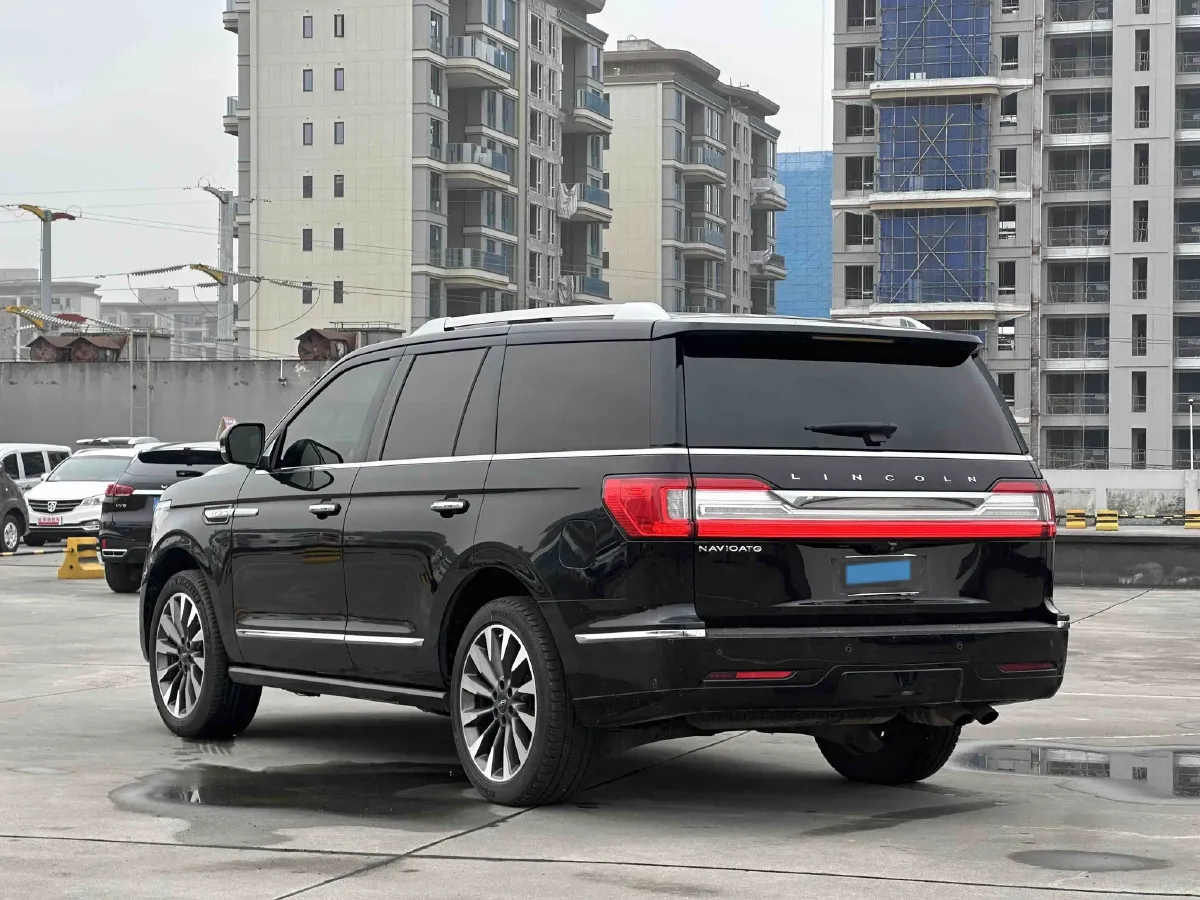 2018 Lincoln Navigator 3.5T 415HP V6 10AT,autocango,china used car exporter,china ev exporter,chinese used car exporter,chinese used ev exporter