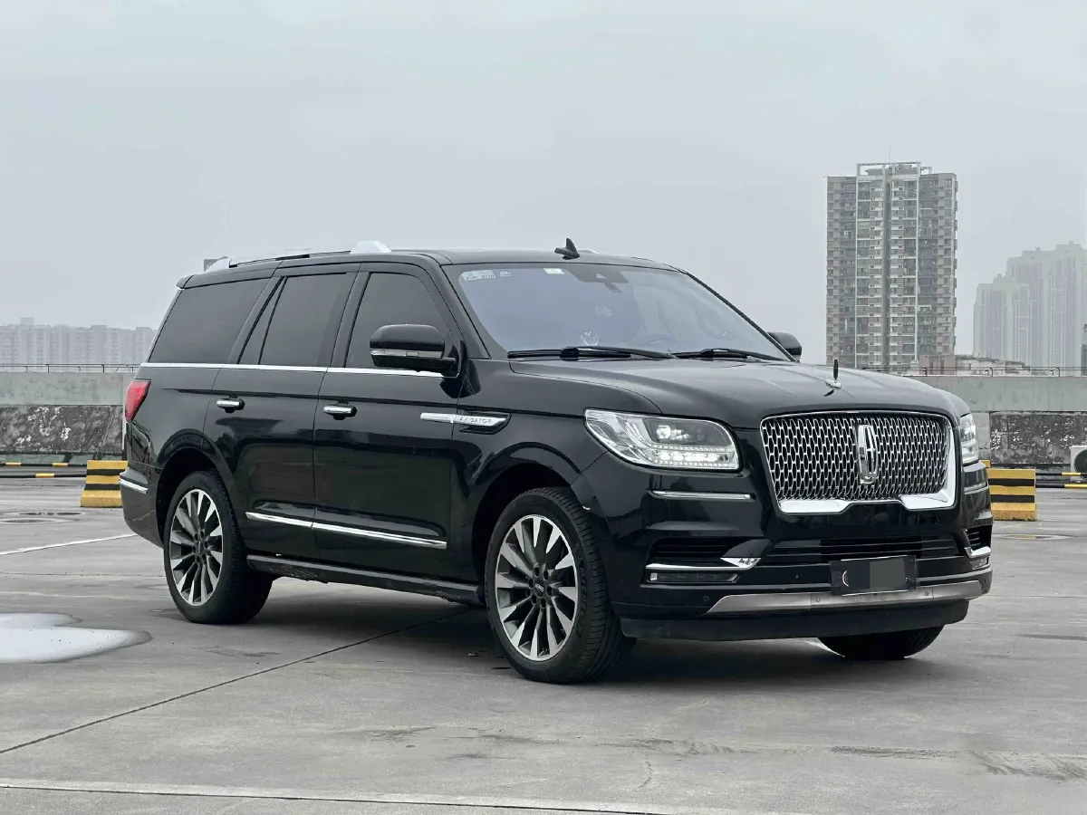 2018 Lincoln Navigator 3.5T 415HP V6 10AT,autocango,china used car exporter,china ev exporter,chinese used car exporter,chinese used ev exporter