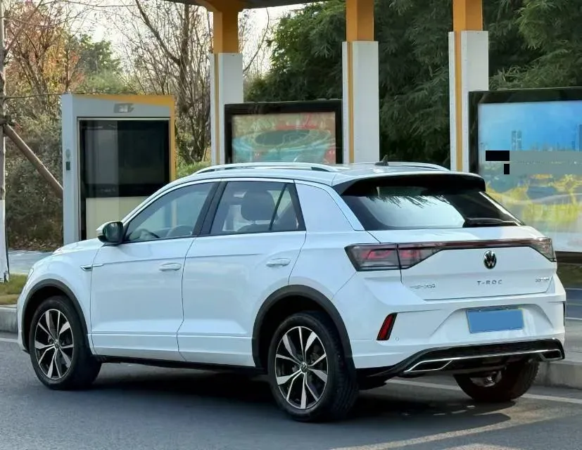 2023 Volkswagen T-Roc 1.5T 160HP L4 7DCT,autocango,china used car exporter,china ev exporter,chinese used car exporter,chinese used ev exporter