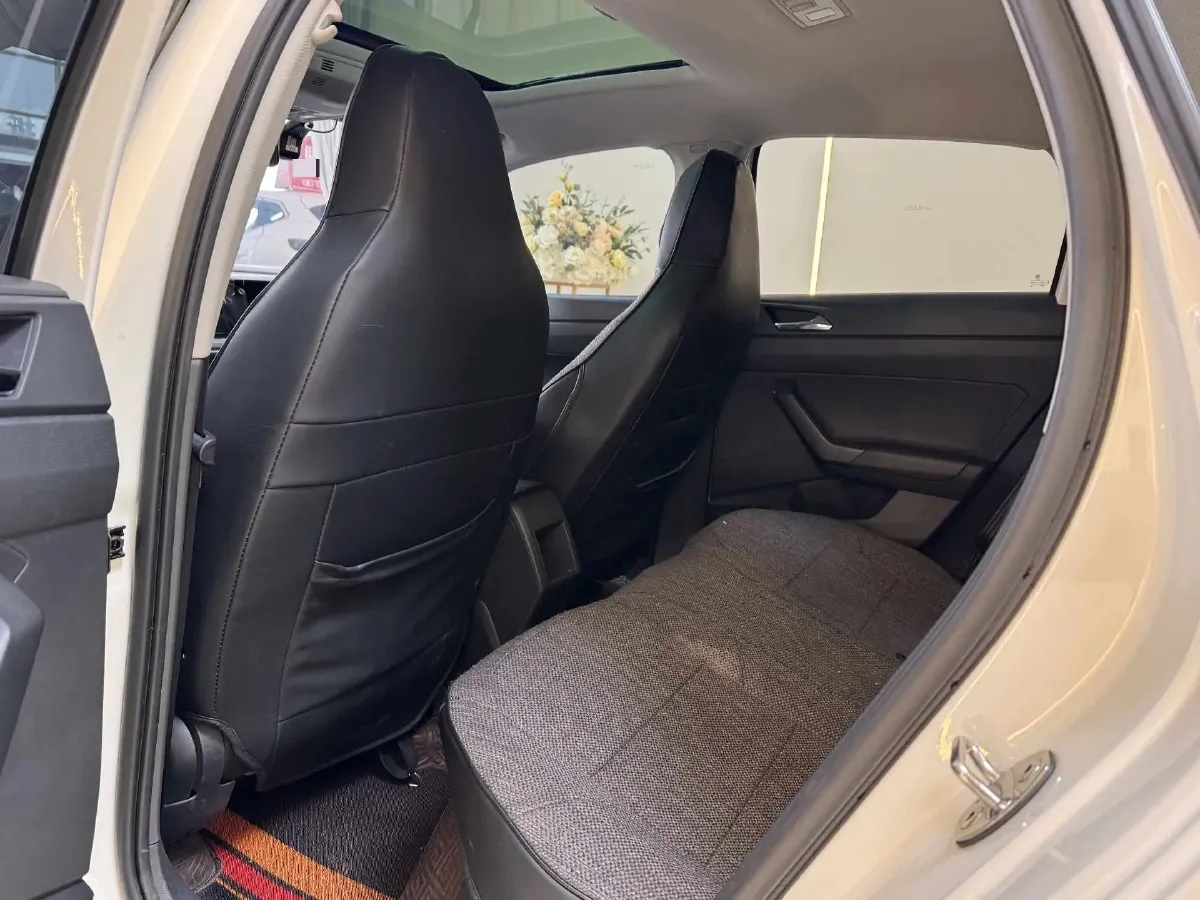 2023 Volkswagen Polo 1.5L 113HP L4 6AT,autocango,china used car exporter,china ev exporter,chinese used car exporter,chinese used ev exporter