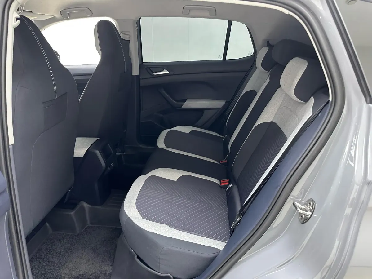 2025 Volkswagen Tharu 1.5L 110HP L4 6AT,autocango,china used car exporter,china ev exporter,chinese used car exporter,chinese used ev exporter