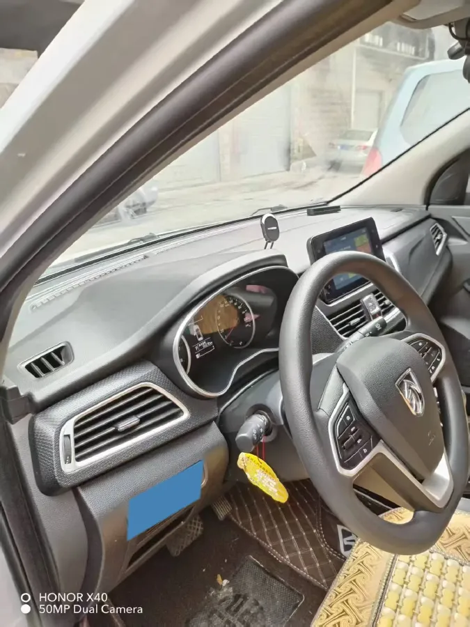 2019 BaoJun 730 1.5T 147HP L4 CVT,autocango,china used car exporter,china ev exporter,chinese used car exporter,chinese used ev exporter