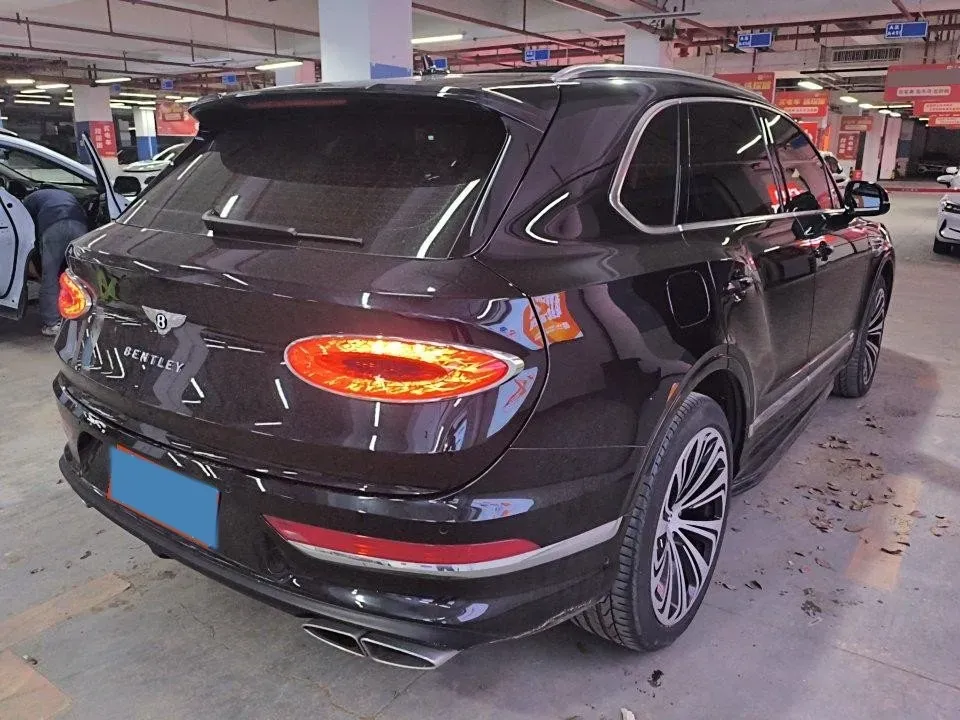 2022 Bentley Bentayga 4.0T 550HP V8 8AT,autocango,china used car exporter,china ev exporter,chinese used car exporter,chinese used ev exporter