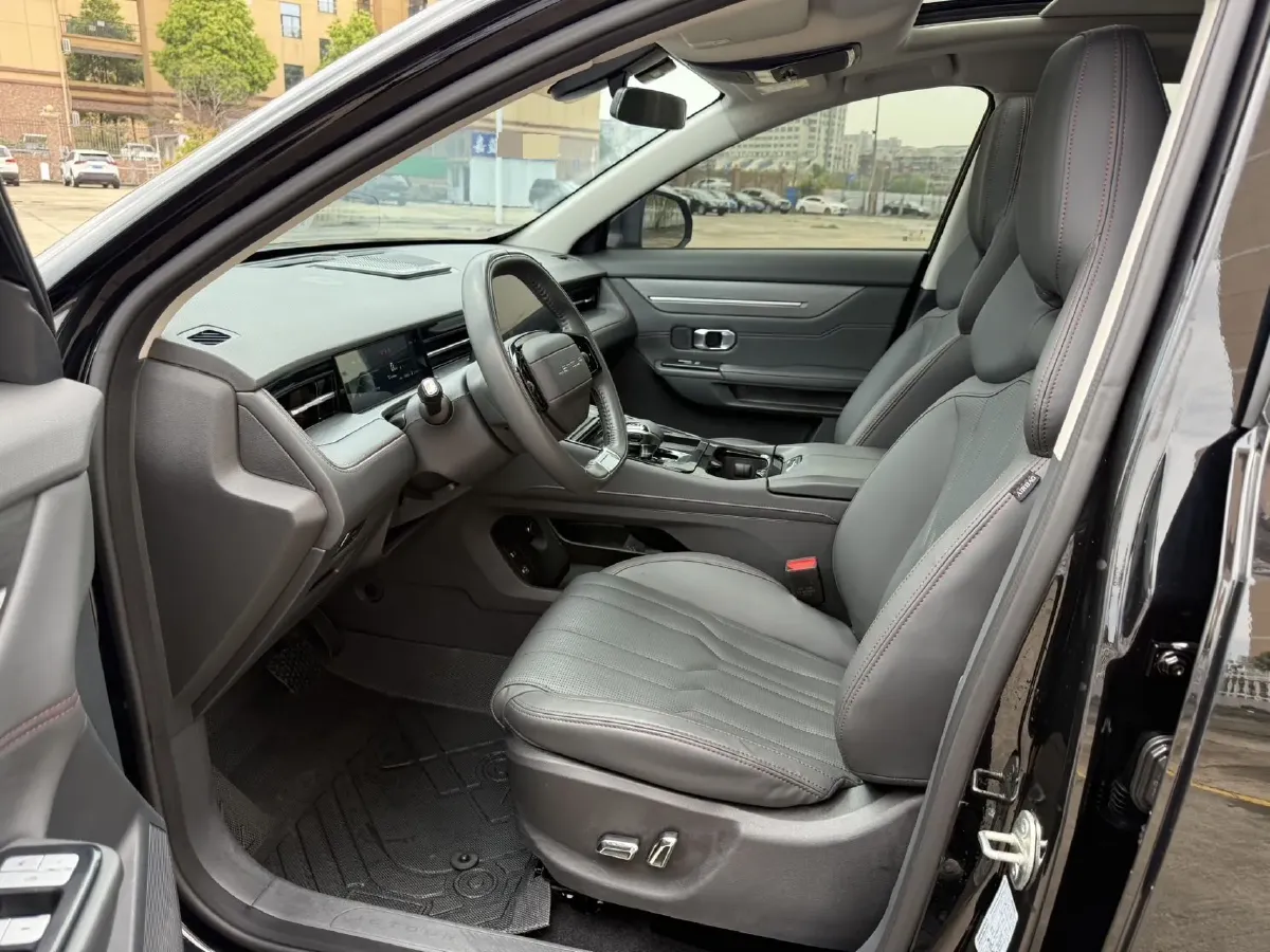 2025 Jetour DASHING 1.5T 156HP L4 6DCT,autocango,china used car exporter,china ev exporter,chinese used car exporter,chinese used ev exporter