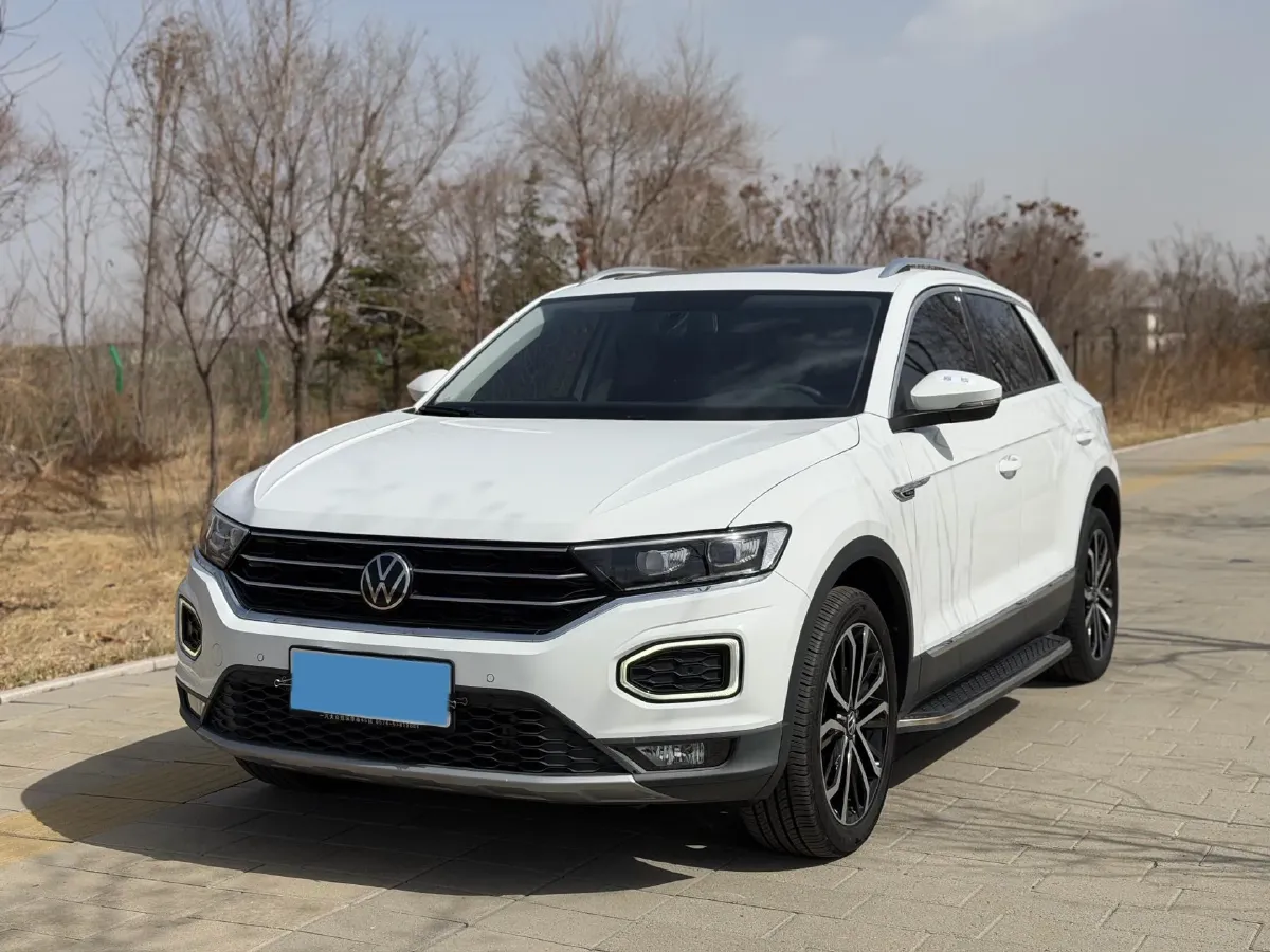 2022 Volkswagen T-Roc 1.4T 150HP L4 7DCT,autocango,china used car exporter,china ev exporter,chinese used car exporter,chinese used ev exporter