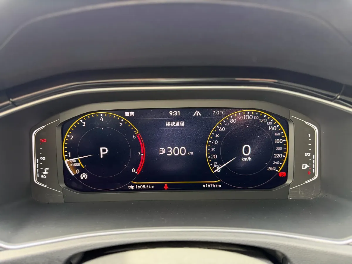 2022 Volkswagen T-Roc 1.4T 150HP L4 7DCT,autocango,china used car exporter,china ev exporter,chinese used car exporter,chinese used ev exporter