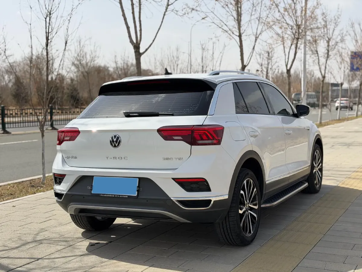 2022 Volkswagen T-Roc 1.4T 150HP L4 7DCT,autocango,china used car exporter,china ev exporter,chinese used car exporter,chinese used ev exporter