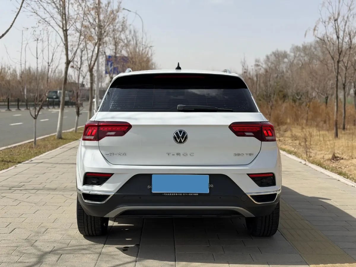 2022 Volkswagen T-Roc 1.4T 150HP L4 7DCT,autocango,china used car exporter,china ev exporter,chinese used car exporter,chinese used ev exporter
