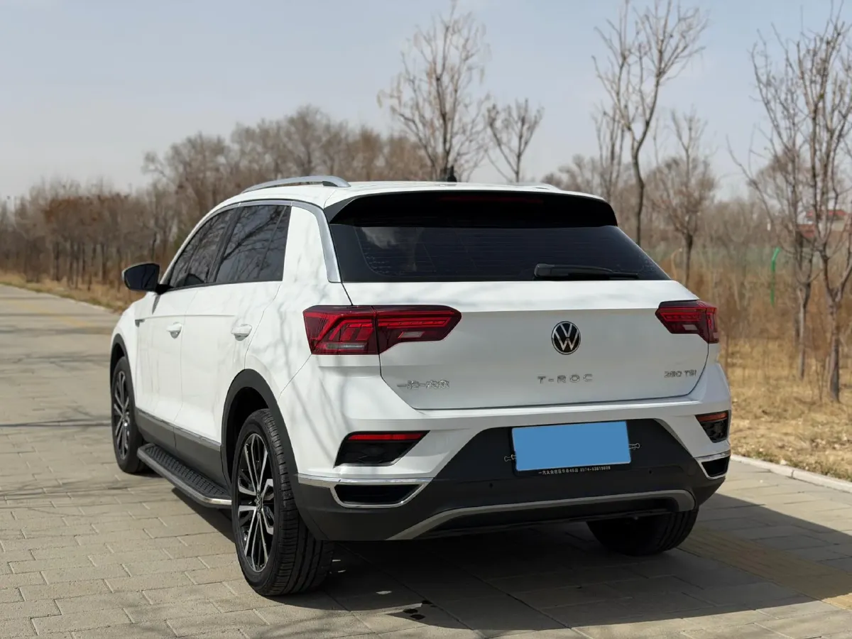 2022 Volkswagen T-Roc 1.4T 150HP L4 7DCT,autocango,china used car exporter,china ev exporter,chinese used car exporter,chinese used ev exporter