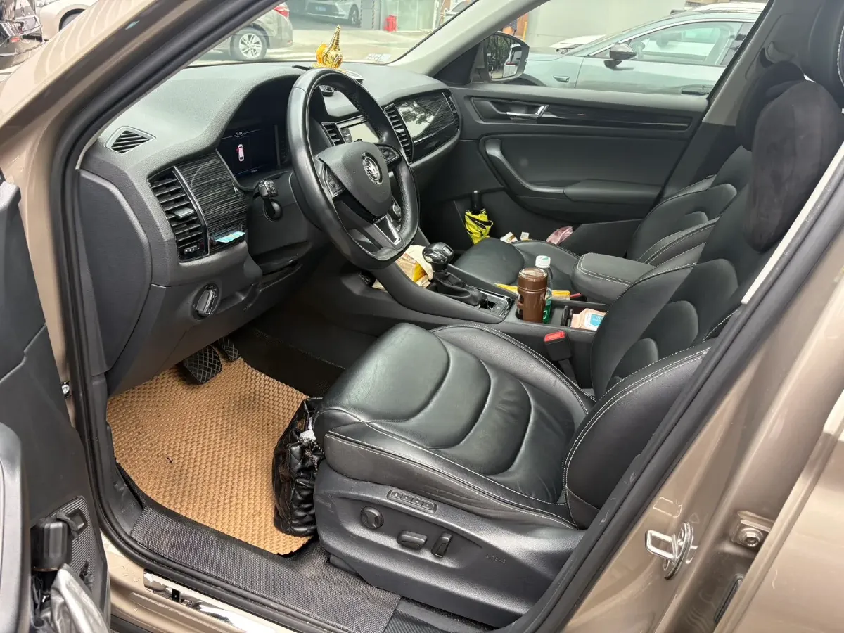 2019 Chevrolet Equinox 2.0T 260HP L4 9AT,autocango,china used car exporter,china ev exporter,chinese used car exporter,chinese used ev exporter