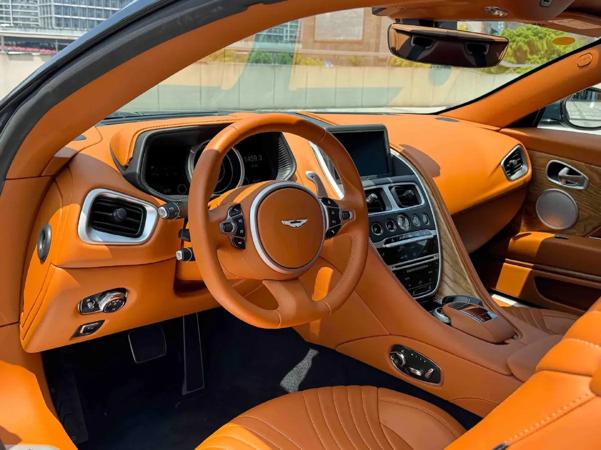 2019 Aston Martin DB11 4.0T 510HP V8 8AT,autocango,china used car exporter,china ev exporter,chinese used car exporter,chinese used ev exporter