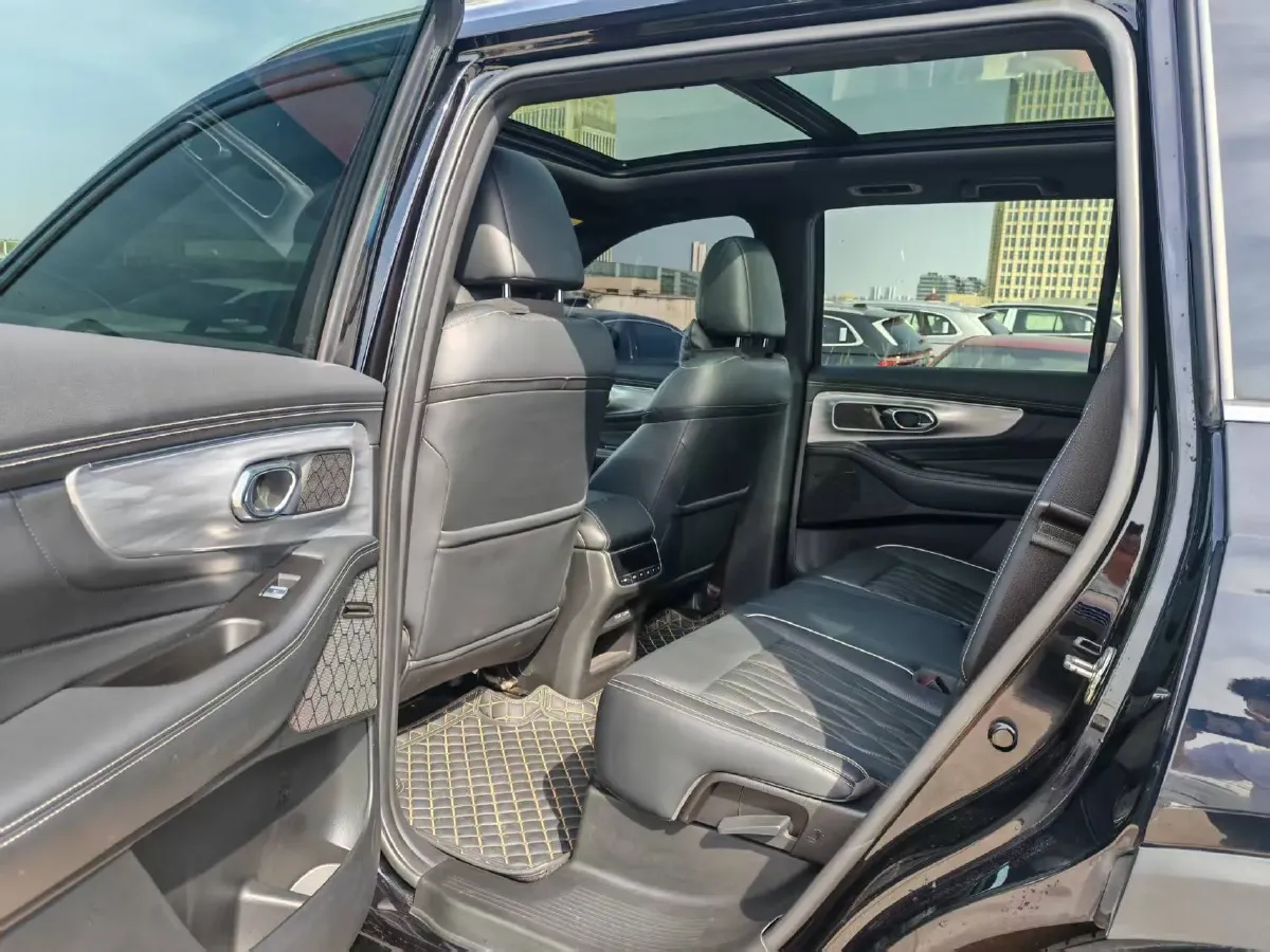 2022 GAC Trumpchi GS8 2.0T 252HP L4 8AT,autocango,china used car exporter,china ev exporter,chinese used car exporter,chinese used ev exporter