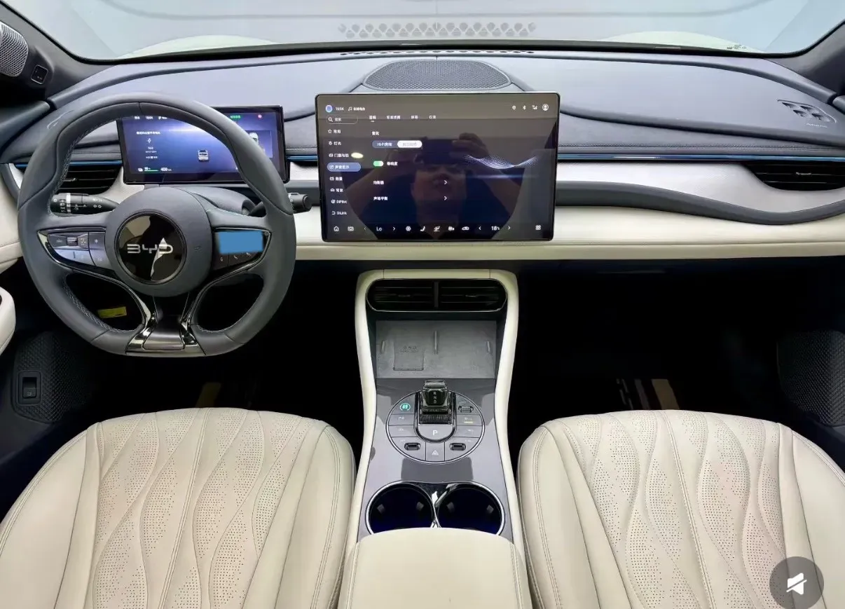 2022 MAXUS DaJia 5 BEV 70KWH,autocango,china used car exporter,china ev exporter,chinese used car exporter,chinese used ev exporter