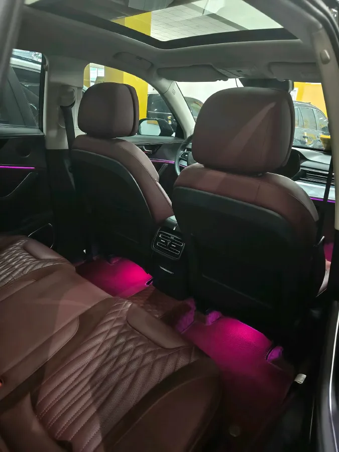 2023 HongQi HS5 2.0T 252HP L4 8AT,autocango,china used car exporter,china ev exporter,chinese used car exporter,chinese used ev exporter