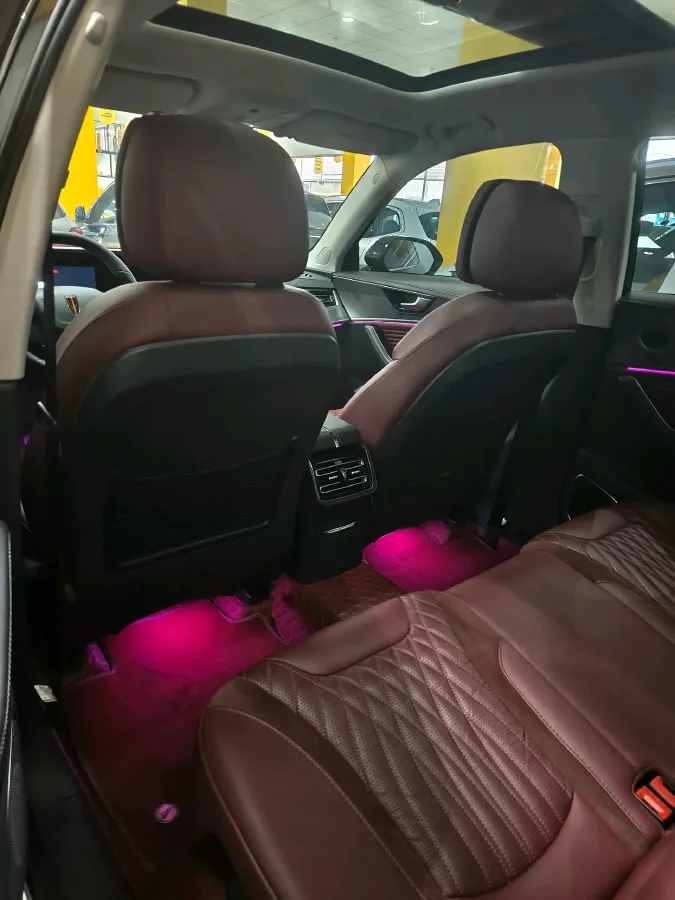 2023 HongQi HS5 2.0T 252HP L4 8AT,autocango,china used car exporter,china ev exporter,chinese used car exporter,chinese used ev exporter