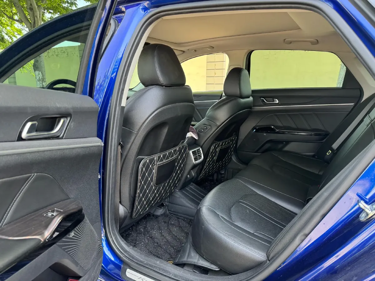 2021 Toyota Camry 2.0L 178HP L4 CVT,autocango,china used car exporter,china ev exporter,chinese used car exporter,chinese used ev exporter