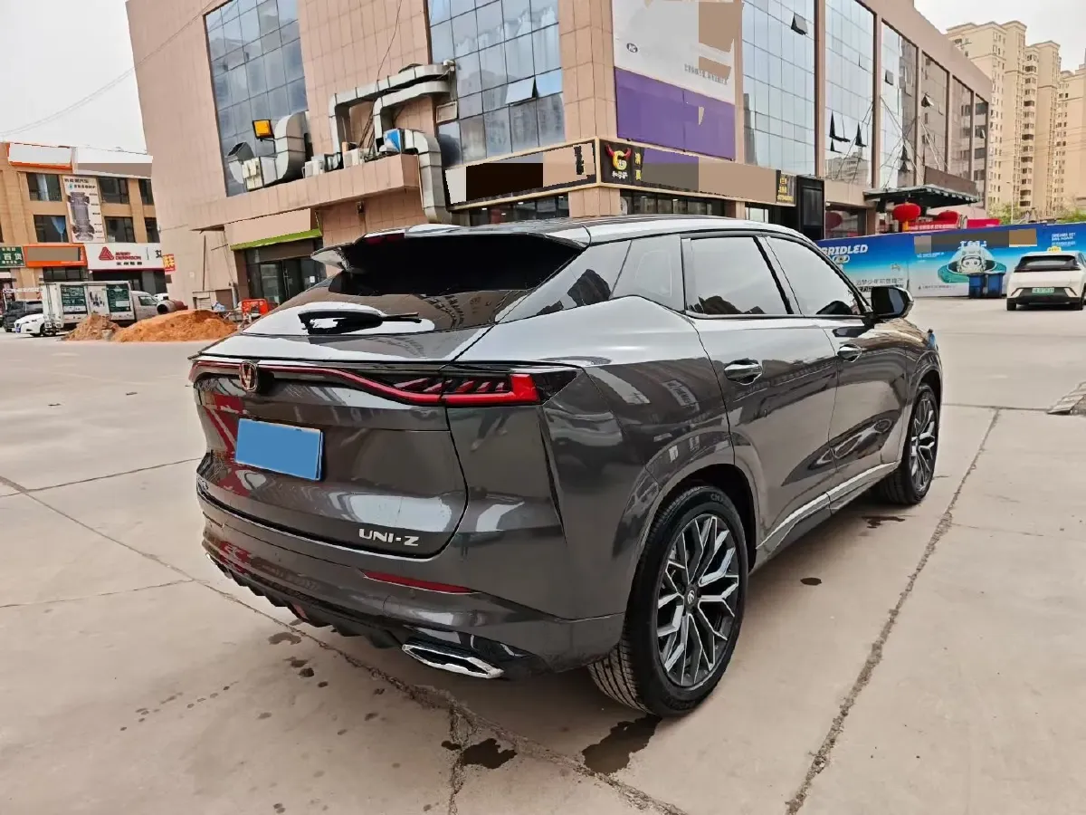 2025 ChangAn UNI-Z 1.5T 192HP L4 7DCT,autocango,china used car exporter,china ev exporter,chinese used car exporter,chinese used ev exporter