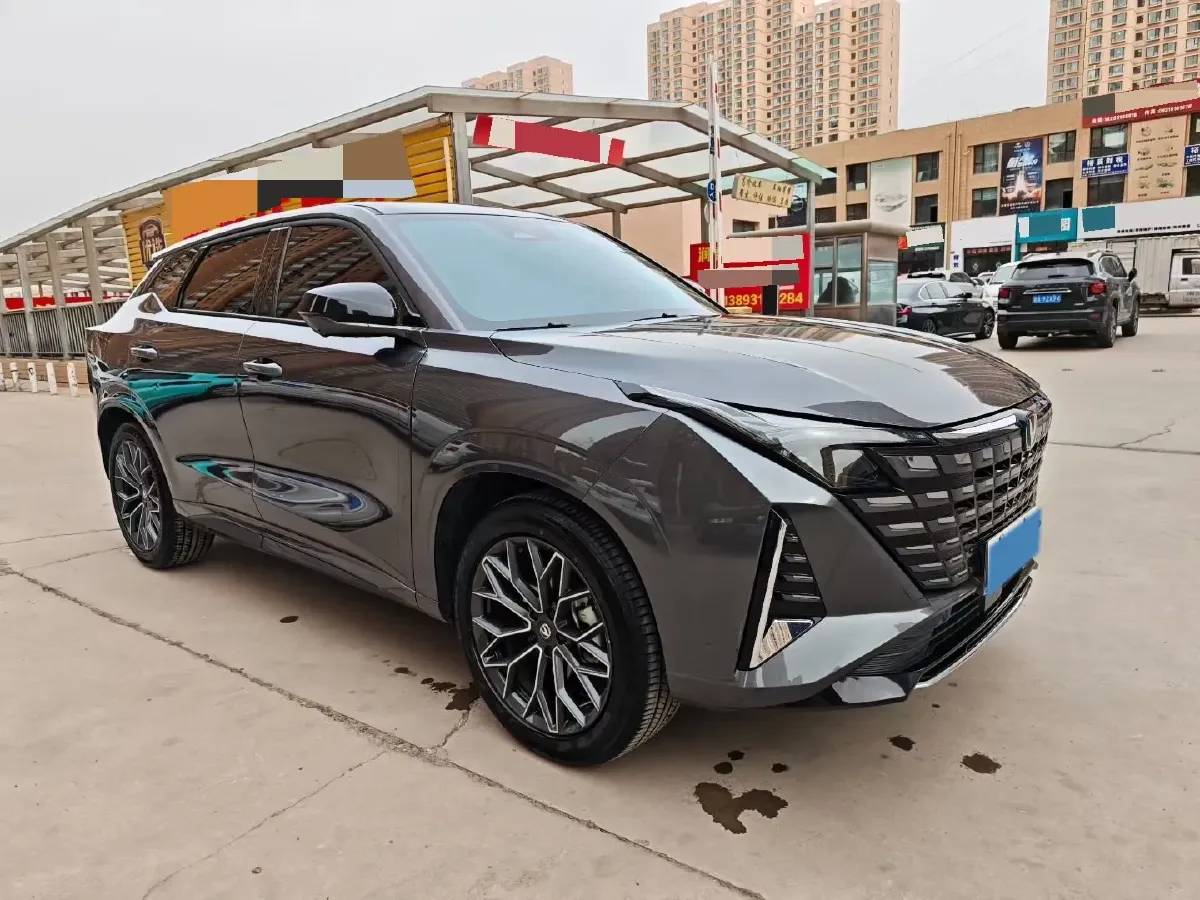 2025 ChangAn UNI-Z 1.5T 192HP L4 7DCT,autocango,china used car exporter,china ev exporter,chinese used car exporter,chinese used ev exporter