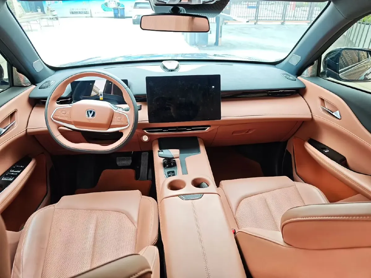 2025 ChangAn UNI-Z 1.5T 192HP L4 7DCT,autocango,china used car exporter,china ev exporter,chinese used car exporter,chinese used ev exporter