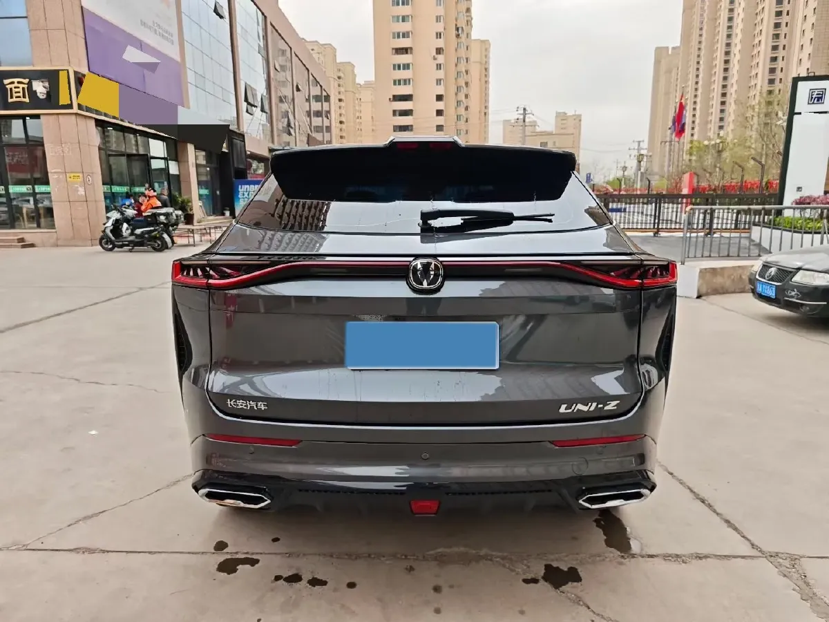 2025 ChangAn UNI-Z 1.5T 192HP L4 7DCT,autocango,china used car exporter,china ev exporter,chinese used car exporter,chinese used ev exporter