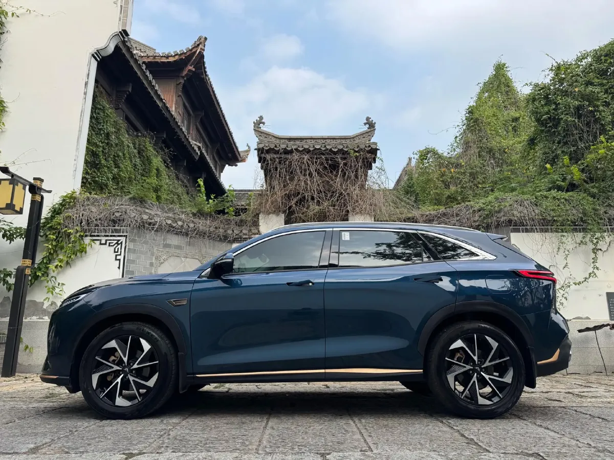 2023 KaiYi KunLun 1.6T 197HP L4 7DCT,autocango,china used car exporter,china ev exporter,chinese used car exporter,chinese used ev exporter