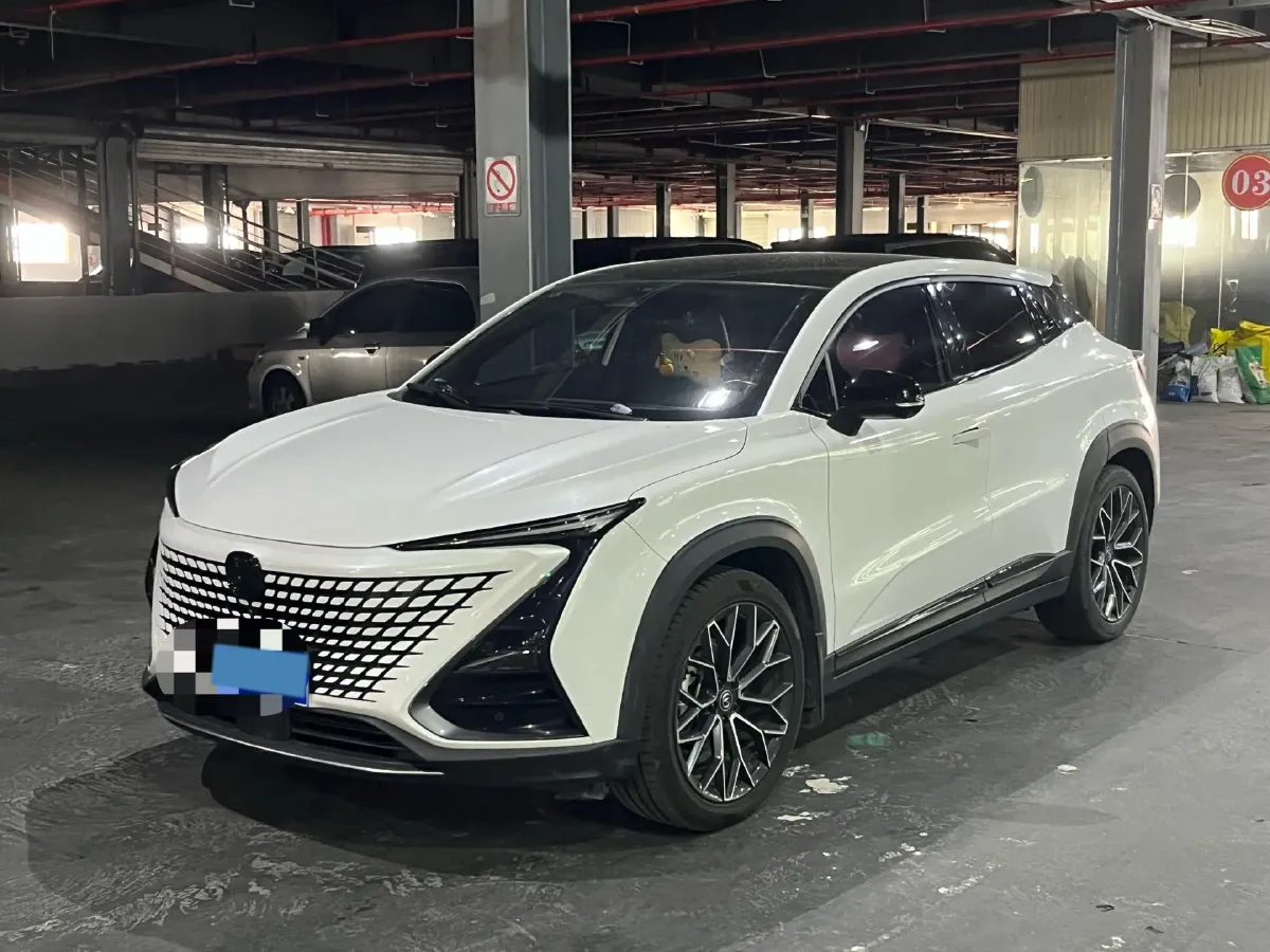 2022 ChangAn UNI-T 1.5T 188HP L4 7DCT,autocango,china used car exporter,china ev exporter,chinese used car exporter,chinese used ev exporter