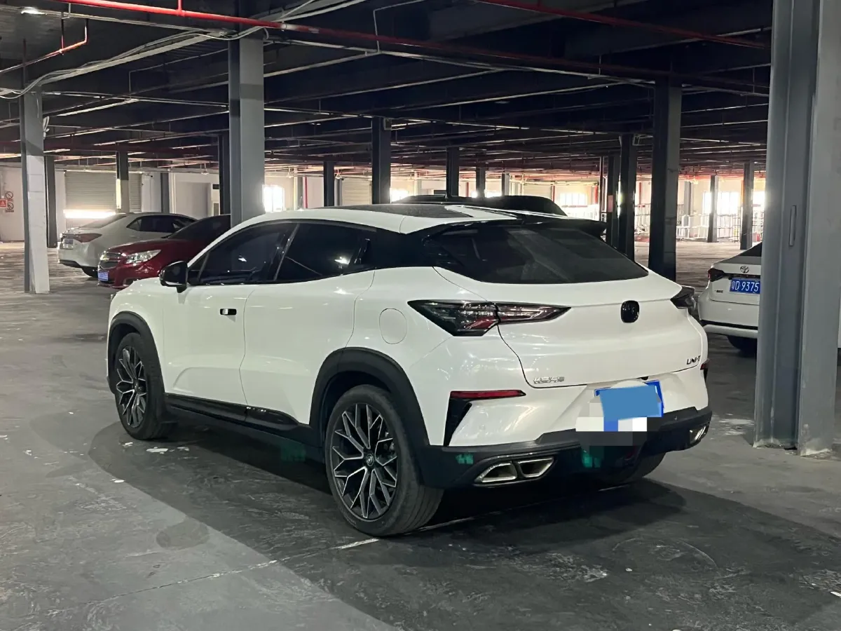 2022 ChangAn UNI-T 1.5T 188HP L4 7DCT,autocango,china used car exporter,china ev exporter,chinese used car exporter,chinese used ev exporter